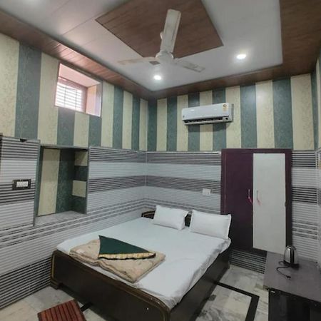 Bhagat Ji Guest House Ayodhya Dış mekan fotoğraf